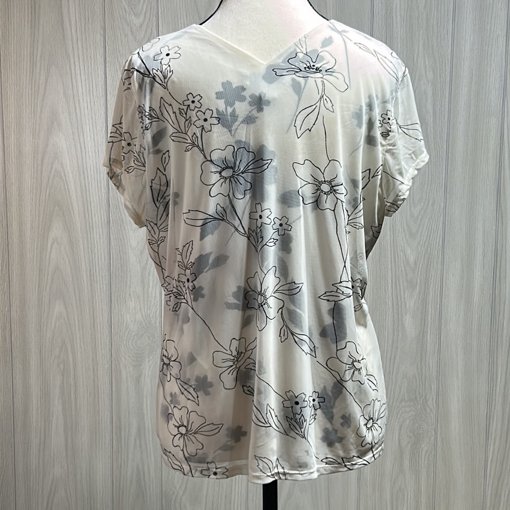 Valerie Separates floral blouse size XL - Picture 5 of 10